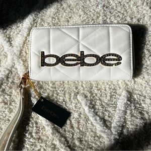 NWT Bebe Zaza Women’s White and Gold Zip around wallet